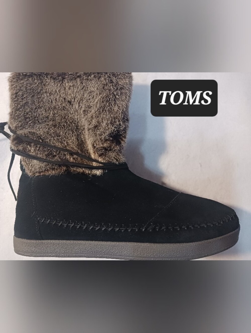 TOMS SUEDE Faux FUR Moccasin Boot Womens Size 10